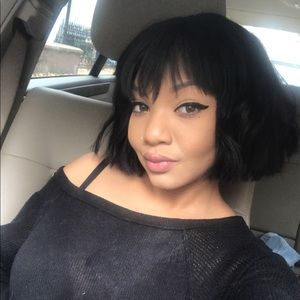 Meet your Posher, Alandra